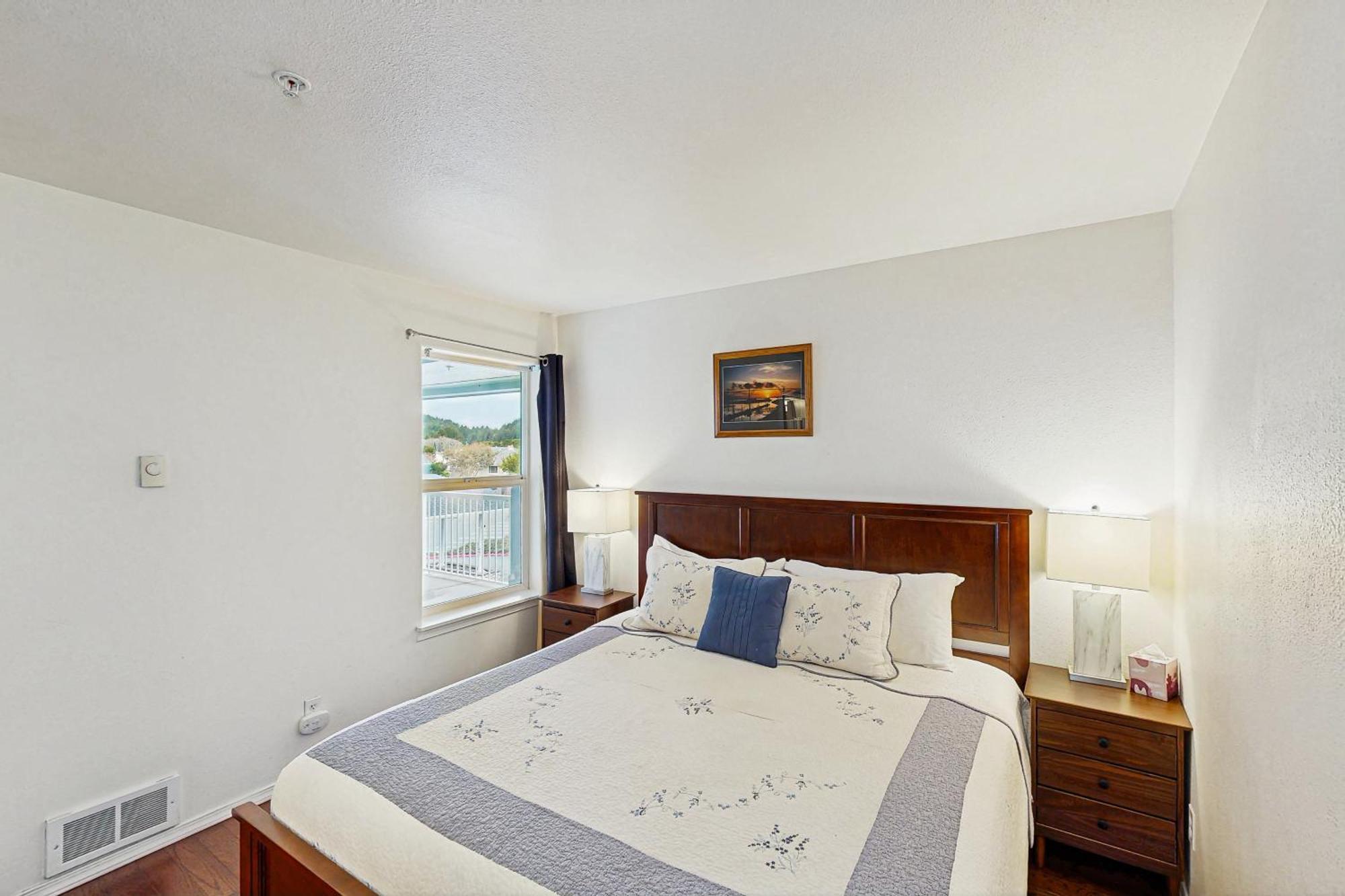 Апартаменти Waters Edge Salishan Beach Номер фото